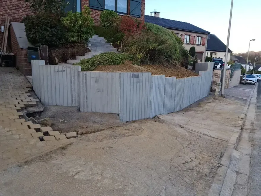 Entretien d'espaces verts près de Vaux-Sur-Sûre